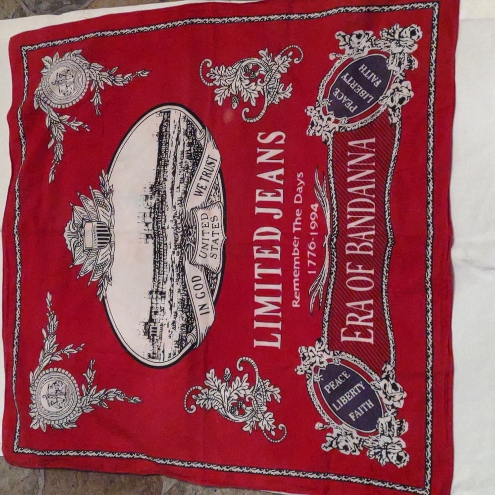 The limited patriotic jeans bandana. Italy